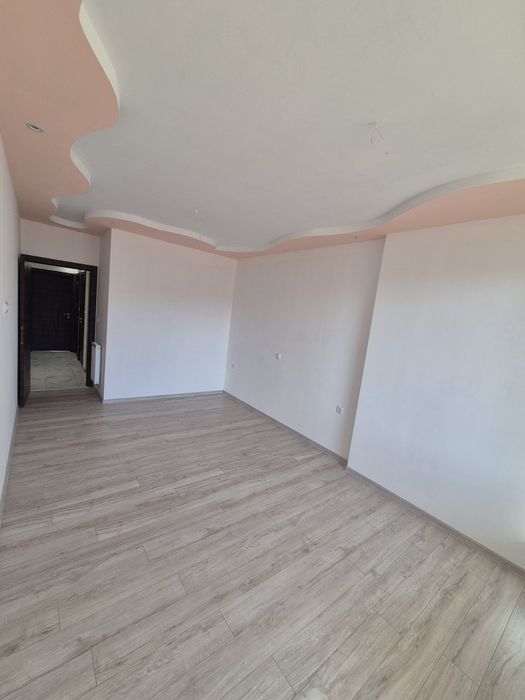 Продава се Тристаен апартамент в Севлиево - 97 кв.м за 1372 €/кв.м - Снимка #5