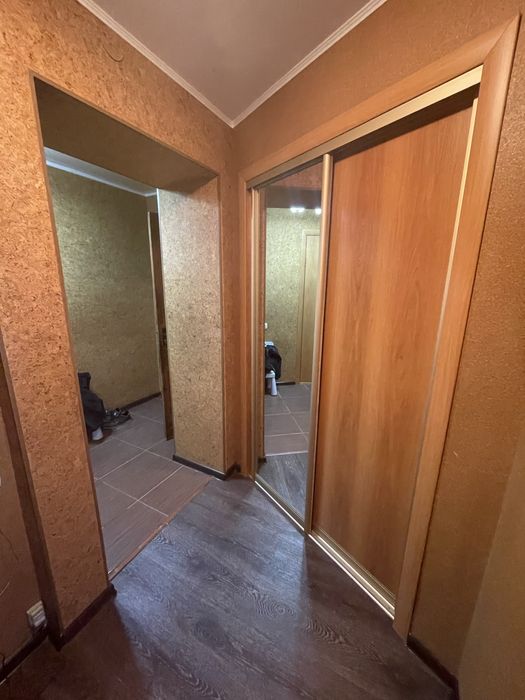 Продам 3-комнатную, 14 мкр!