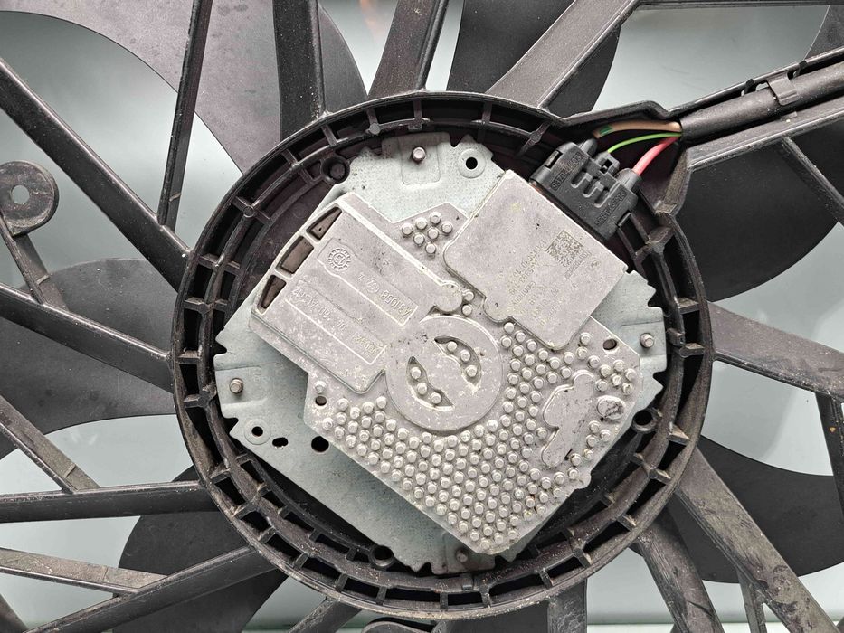 Electroventilator Bmw 5 (F10) [Fabr 2011-2016] 7633273-01 2.0 N47D20 1
