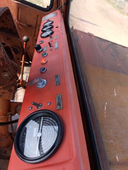 Т16М Самоходно шаси