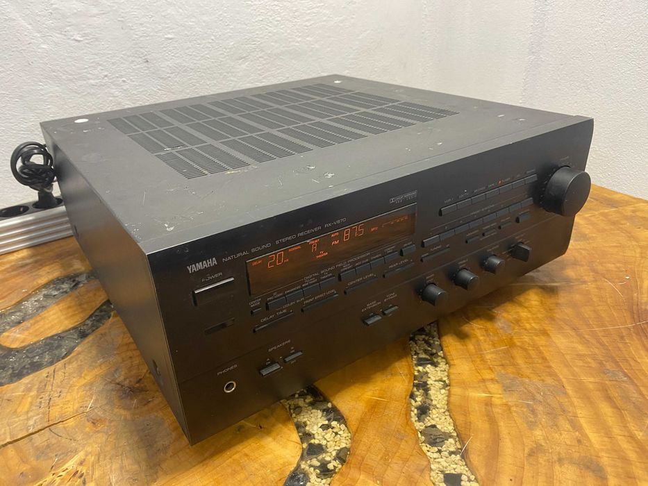 statie / amplificator yamaha rx v870