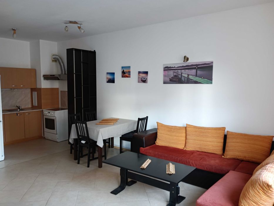 Дава се под наем Тристаен апартамент в София, Център - 90 кв.м за 850 € - Снимка #1