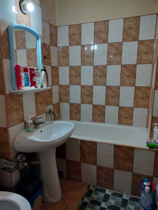 Apartament de vanzare, zona buna, pentru renovare