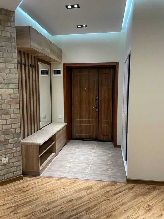 Сдам 2х-ком 7/9 Прекрасную Квартиру В Жк Parisien Мост Мукими (Р3)