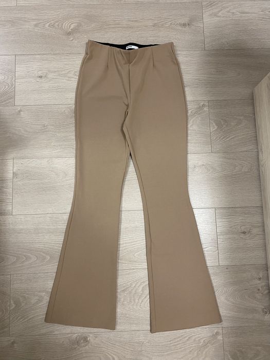 Нов дамски панталон Cropp