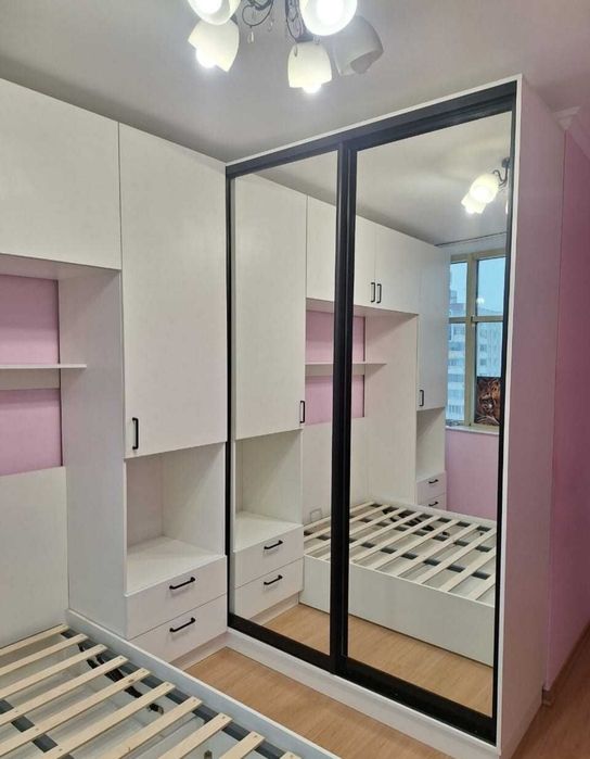 Шкаф на  заказ .