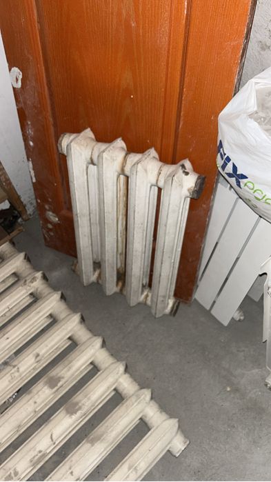 Продам батареи чугунные