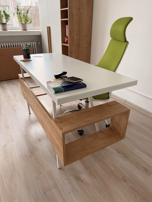 Mobilier birou pentru casa/firma