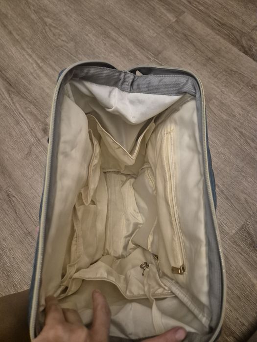 Отдам в дар: подушка для беременных, сумка для мамы и др.