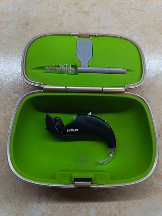 Продавам слухово апаратче