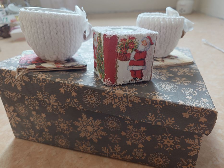 Ръчно изработени коледни играчки