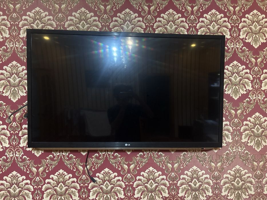 Телевизор LG 47LM580T-ZA