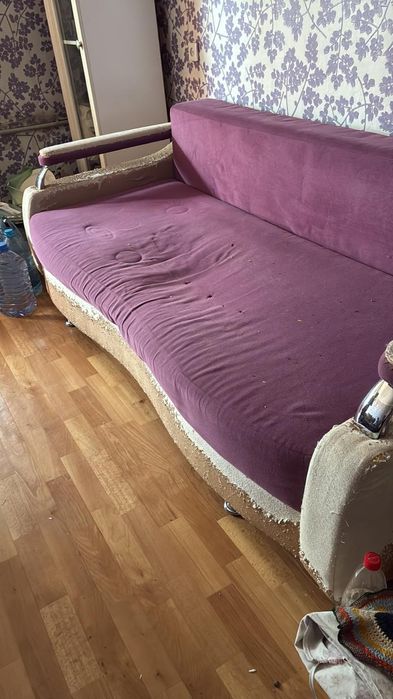 Отдам диван, самовывоз