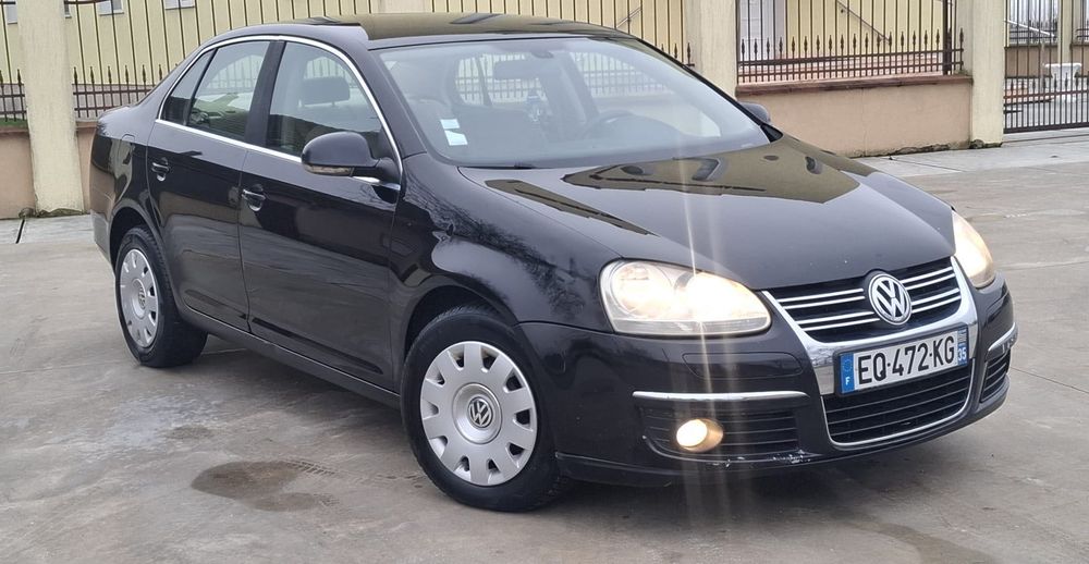 Vând wv Jetta 1.9 tau recent adus
