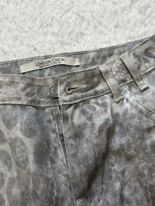 blugi nou-nouti cu eticheta London Crew marimea xs