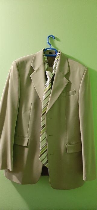 Vand costum de ocazie mărimea 48/1