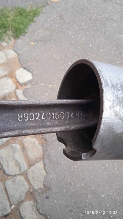 Injectoare,biela cu piston Saviem,cuzineti,supape,arcuri