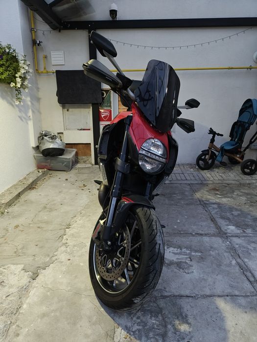 Ducati Diavel Carbon Red vand / schimb