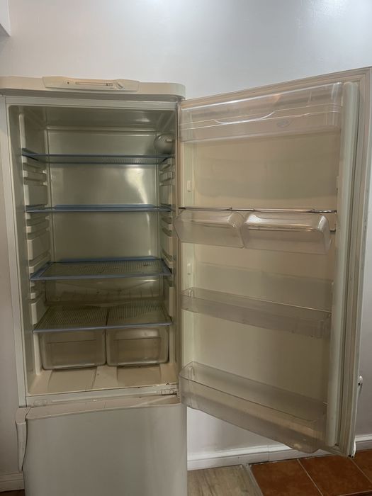 холодильник INDESIT