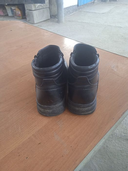 Ботинки мужские 42