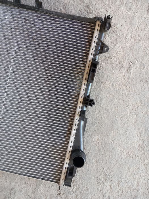 Воден радиатор mercedes w222