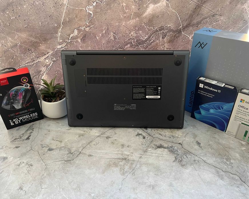 Ноутбук бизнес-класса Machcreator One R5 /Ryzen 5-7430U/16GB/512GB/AMD