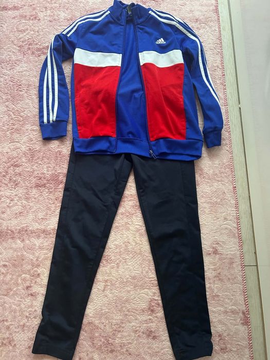 Детски комплект на Adidas, Guess