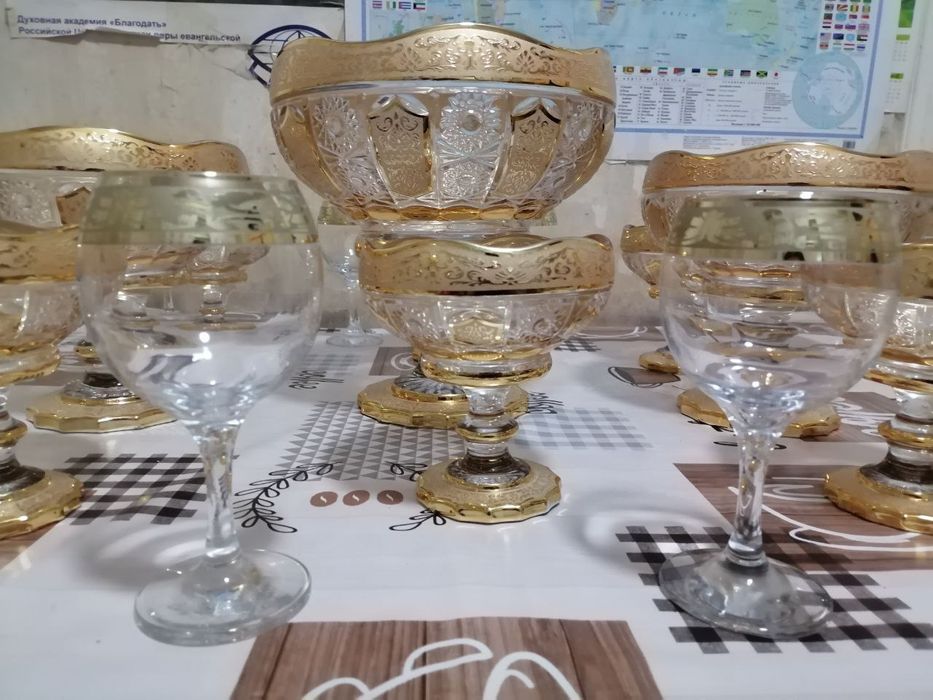 Bohemia, комплект посуды.