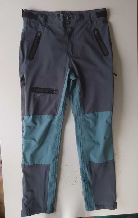 Оригинални трекинг водонепромокаеми дамски панталони