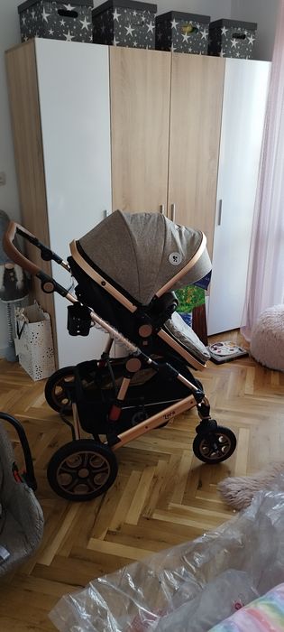 Бебешка комбинирана количка с кош за новородено  Lorelli Lora