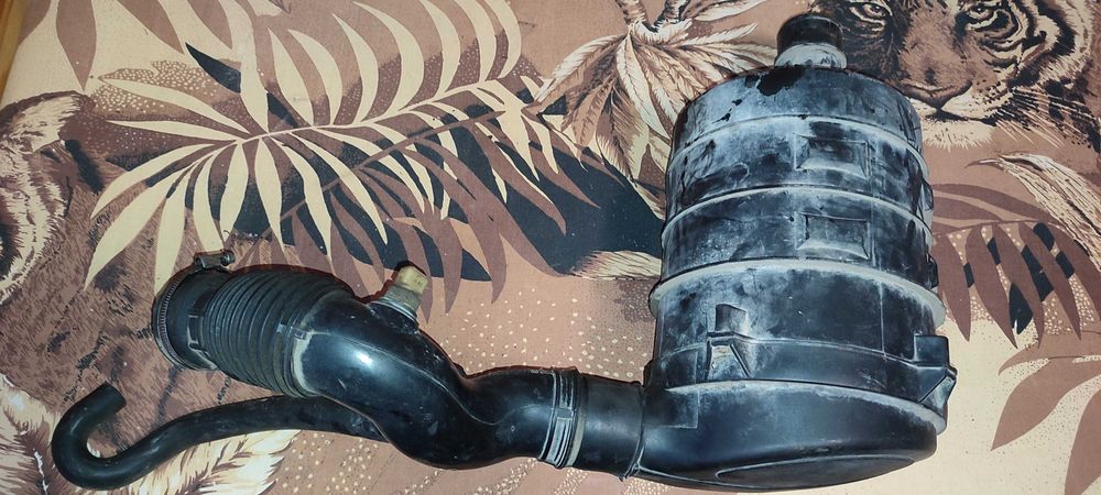 Рено меган сценик 1.6i части - фарове, дросел, радиатор и др.