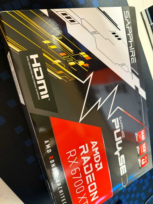 Placa video SAPPHIRE PULSE AMD Radeon RX 6700 XT 12GB GDDR6 192bit