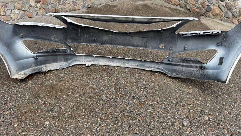 Хундай акцент  бампер и резина