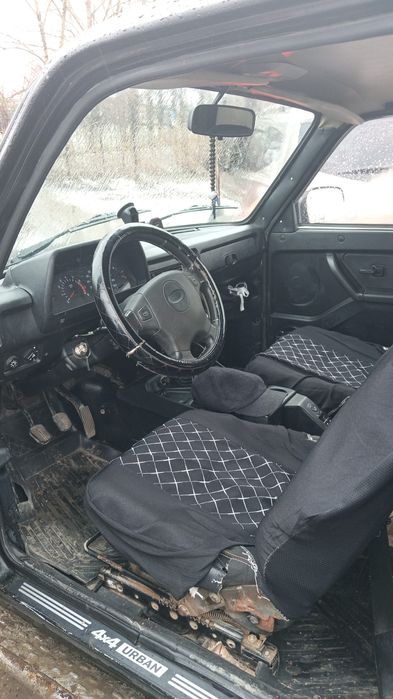 Продам нива урбан 16 года.