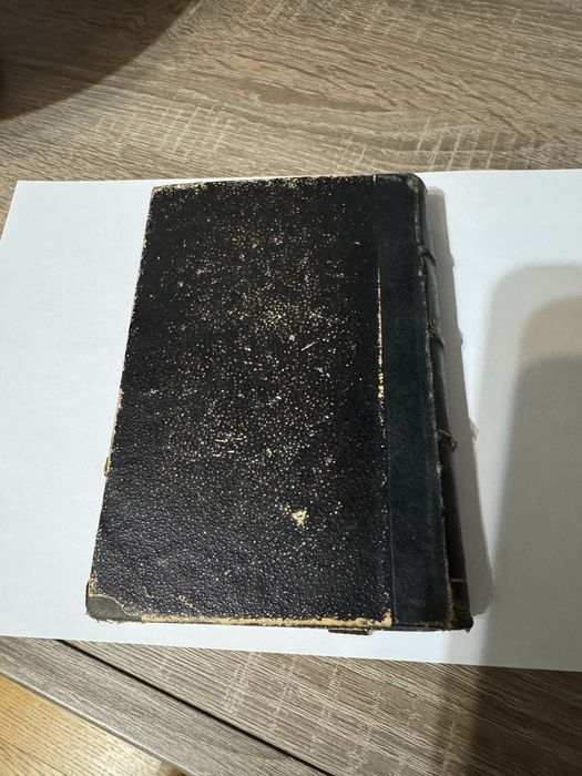 Carte de colectie din 1877 “L’automne d’une Courtisane”
