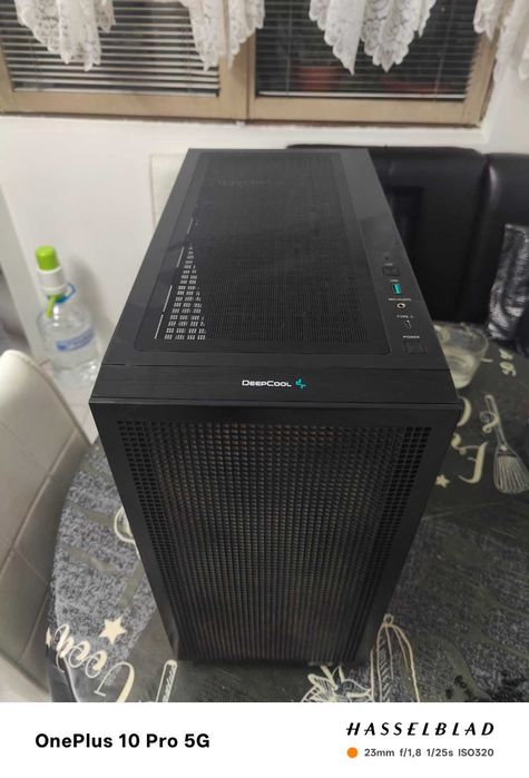 Геймърски компютър Core i7 11700F\32gb\RX 5700 \1TB\1000W Superflower