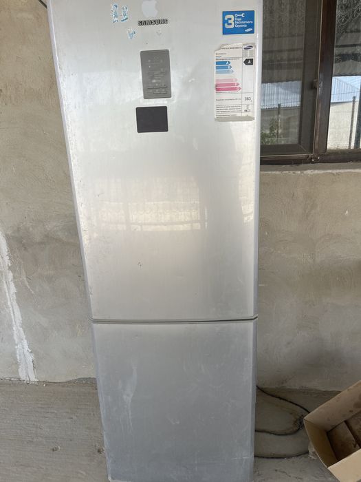 Холодельник самсунг