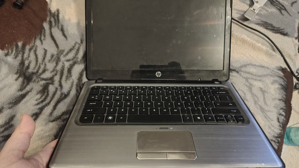 Laptop-uri la pachet