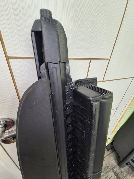 Щора за багажник на Волво V50/ 2006г/