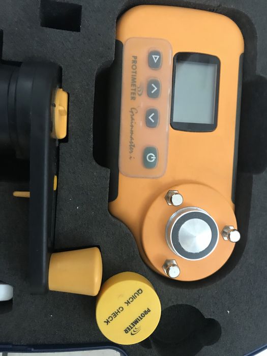 Masurat umiditate cerealelor (probă la sol)