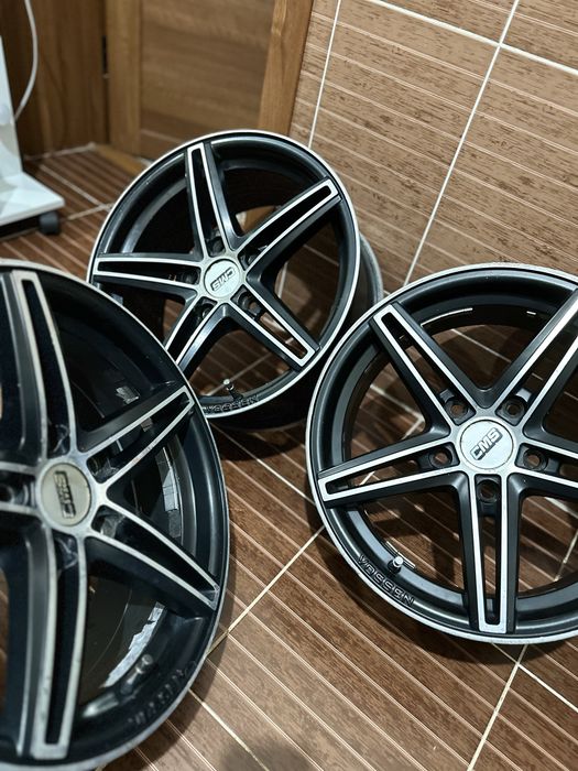 Продаётся диски Vossen R16