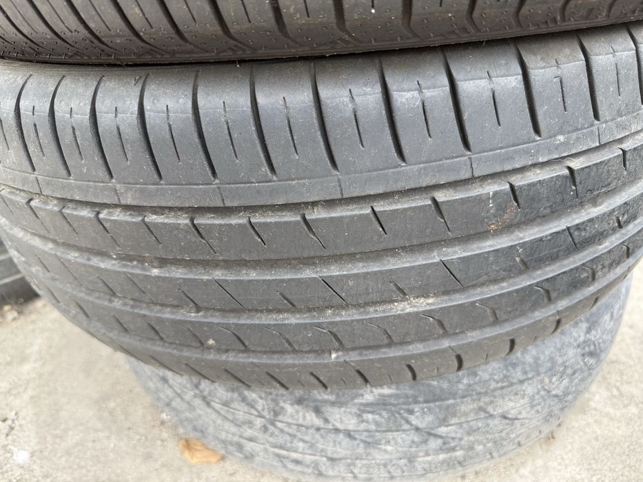 4 броя летни гуми Nexen 215/55R17
