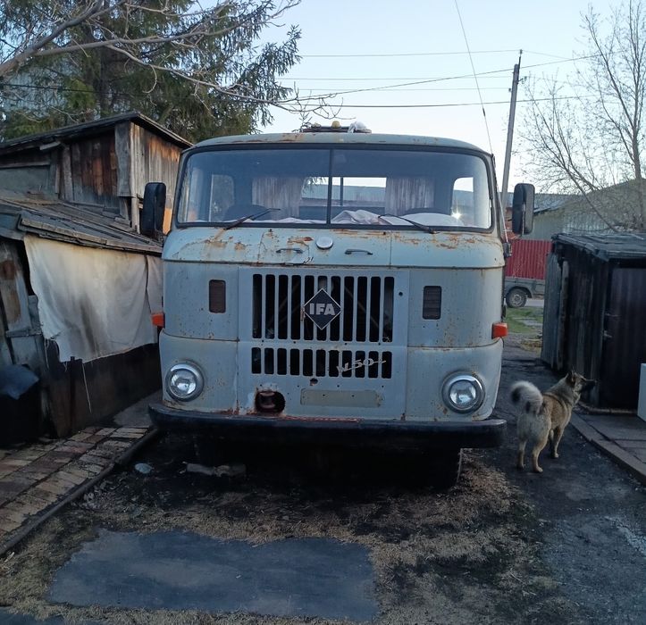 Самосвал IFA в хорошем состоянии