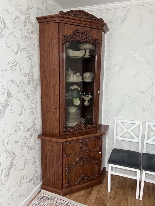 Продаётся сервант и шкаф