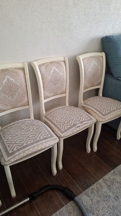 Стуля почти новый
