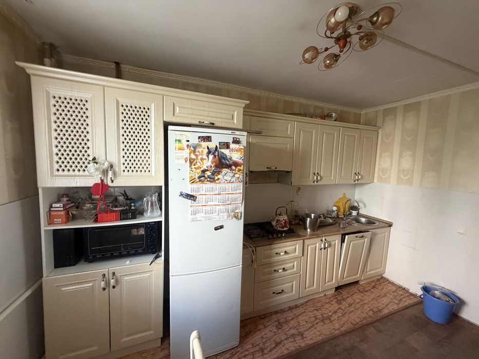 Продам кухонную гарнитуру, самовывоз