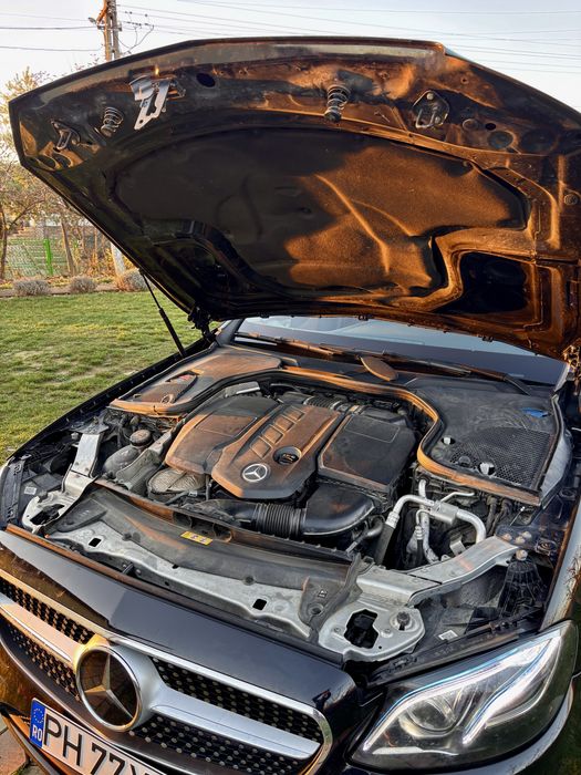 Vand Mercedes e220 4matic 2019 123.000km