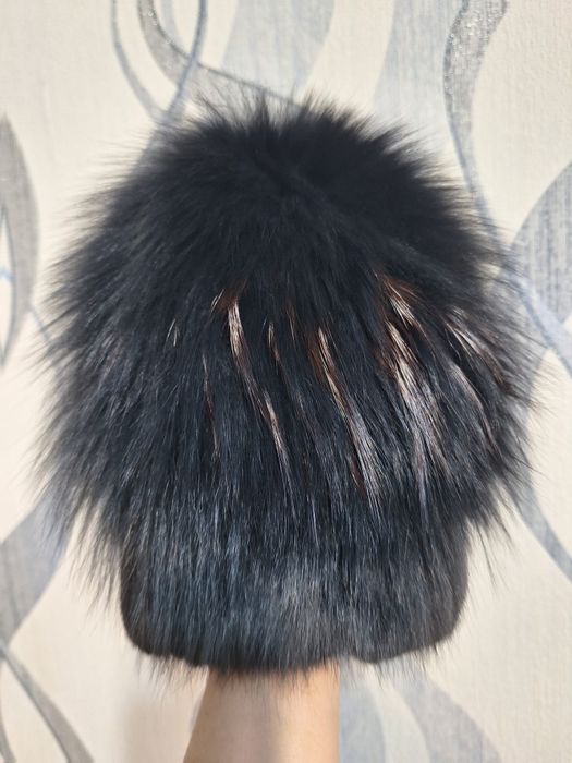 Продам женскую шапку