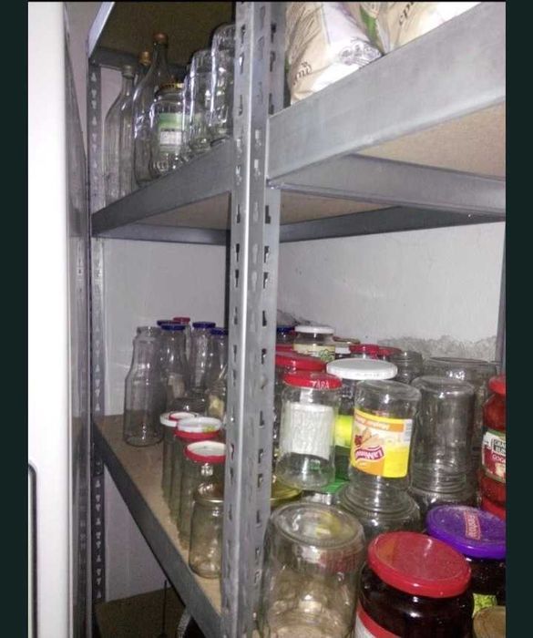 Borcan borcane la cantitate mare diferite marimi 50 bani 0,5 lei buc.