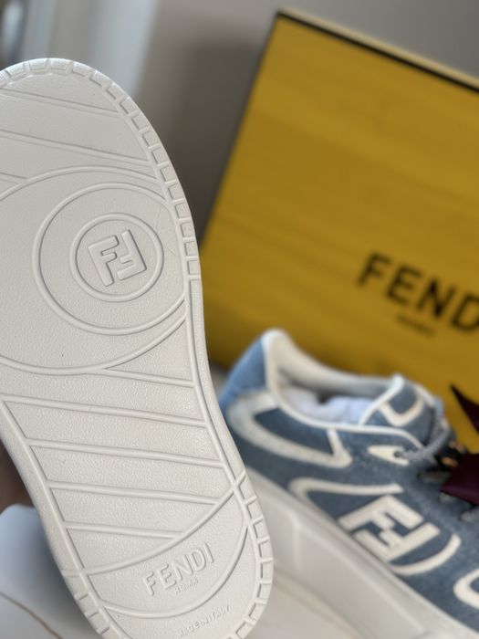 Fendi Match Platform Low-Top Sneakers